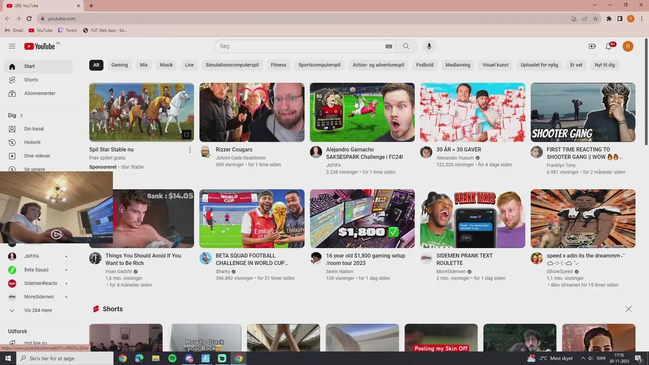 Stream Thumbnail
